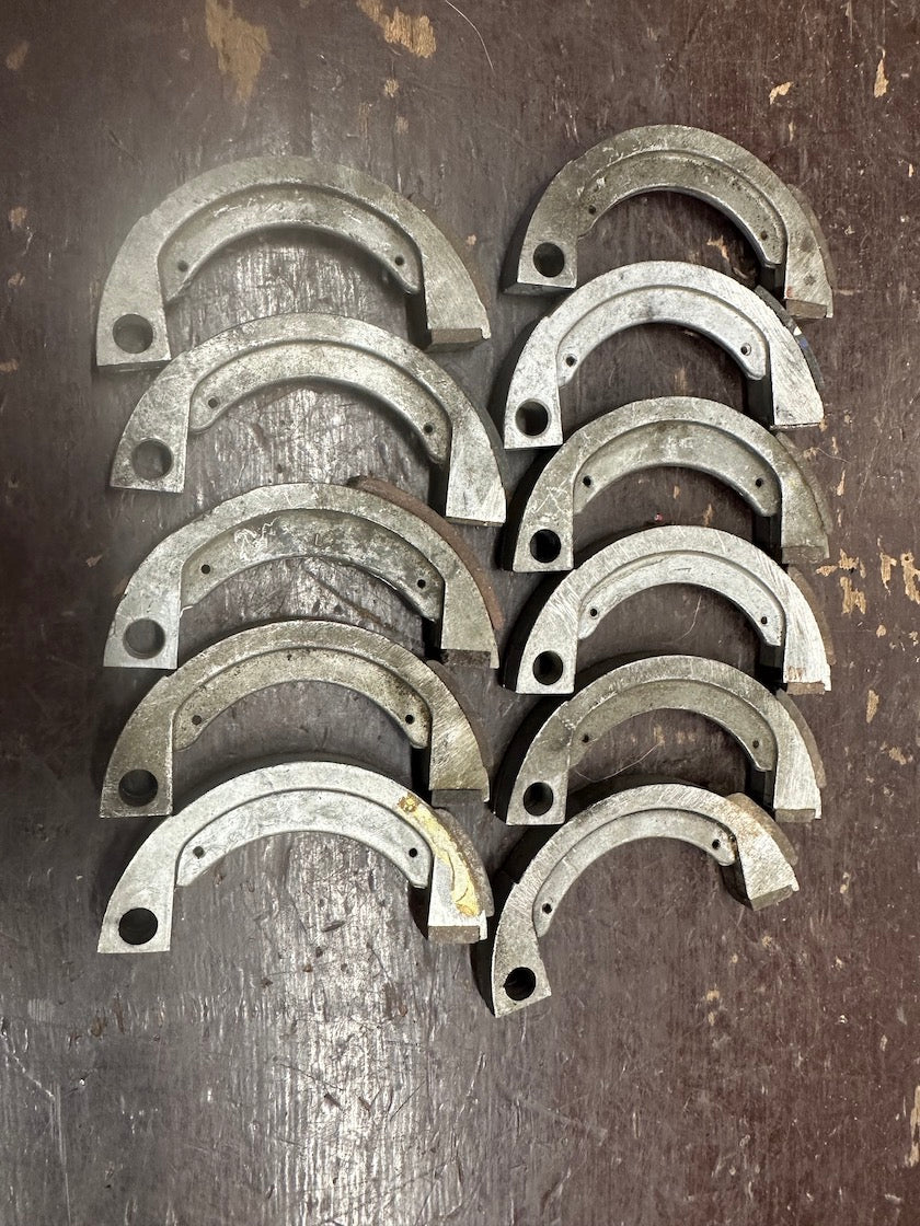 Čeluste, uloženka, kus