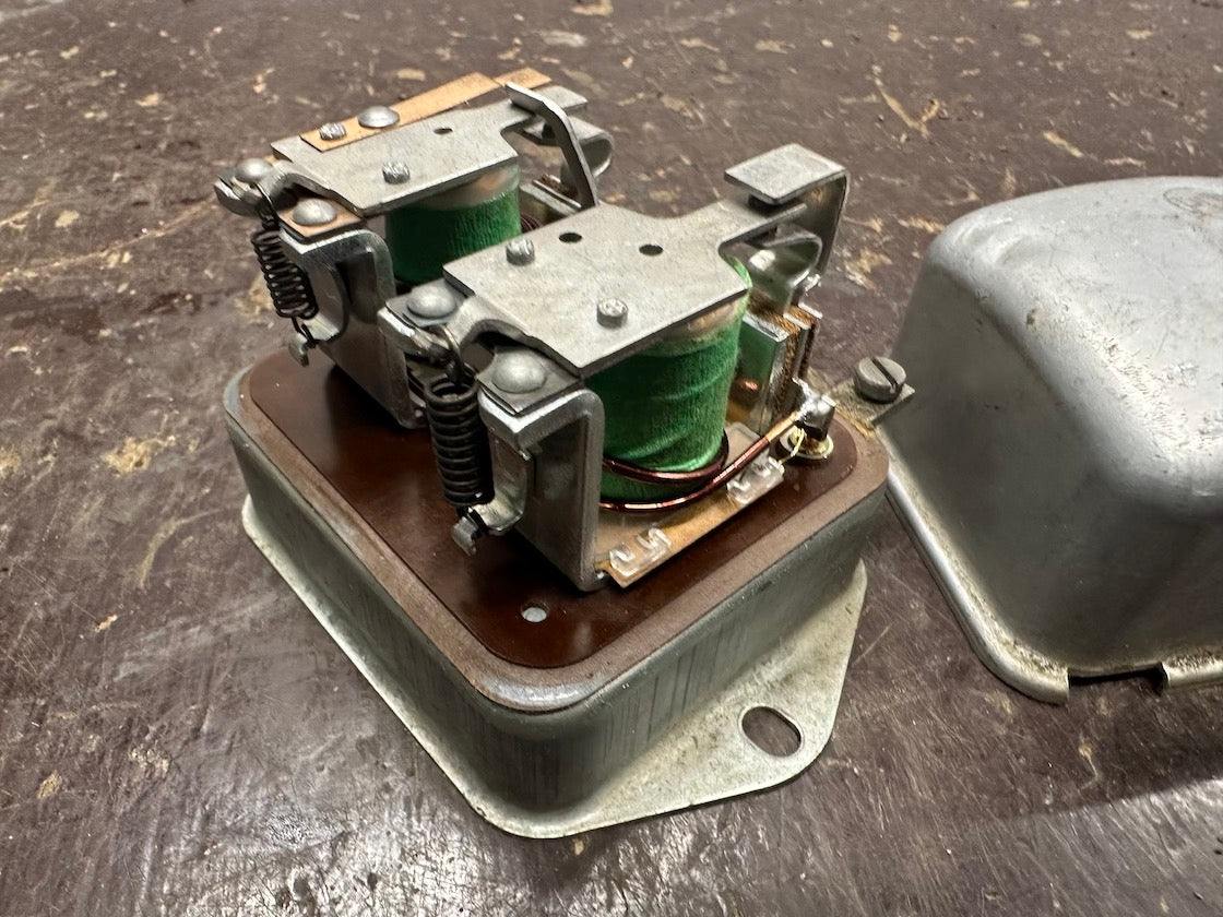 Regulátor, orig. nový 6V/50W