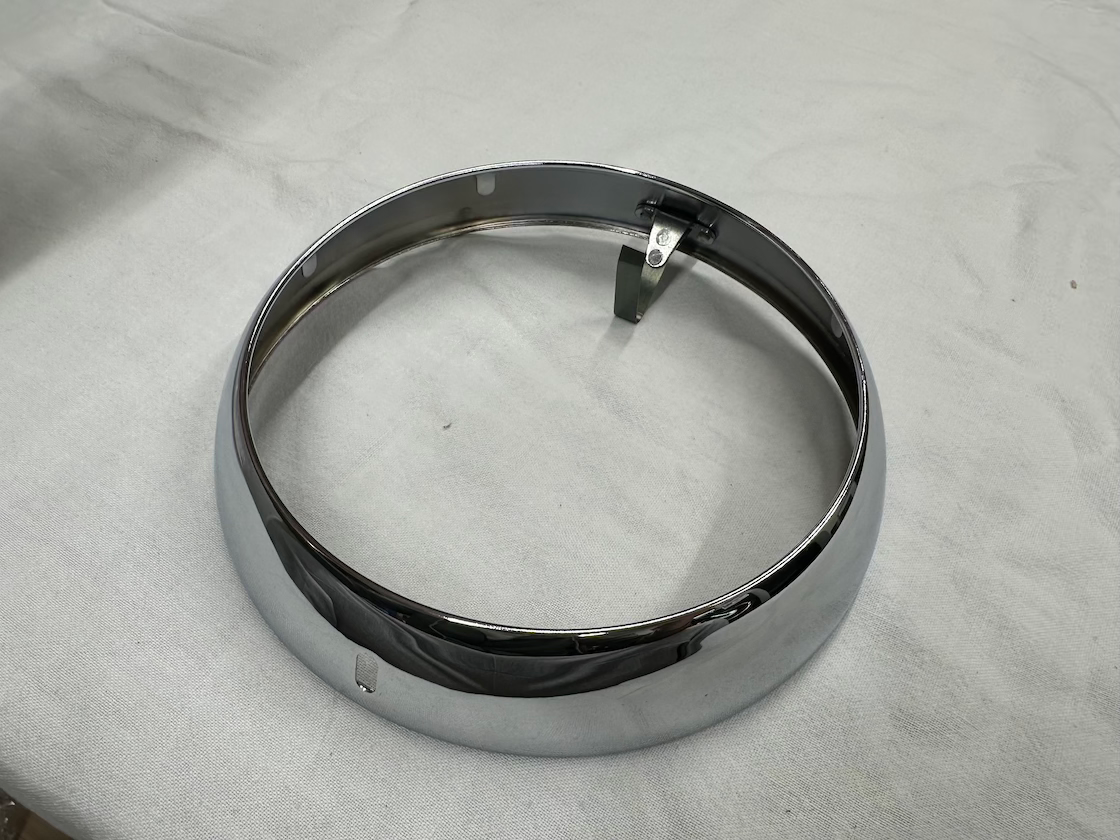 Rámik predné svetlo, KYV