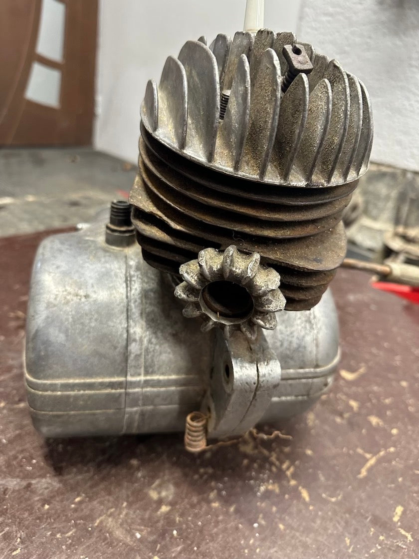 Motor MANET 90 dvojpiest, kompletný