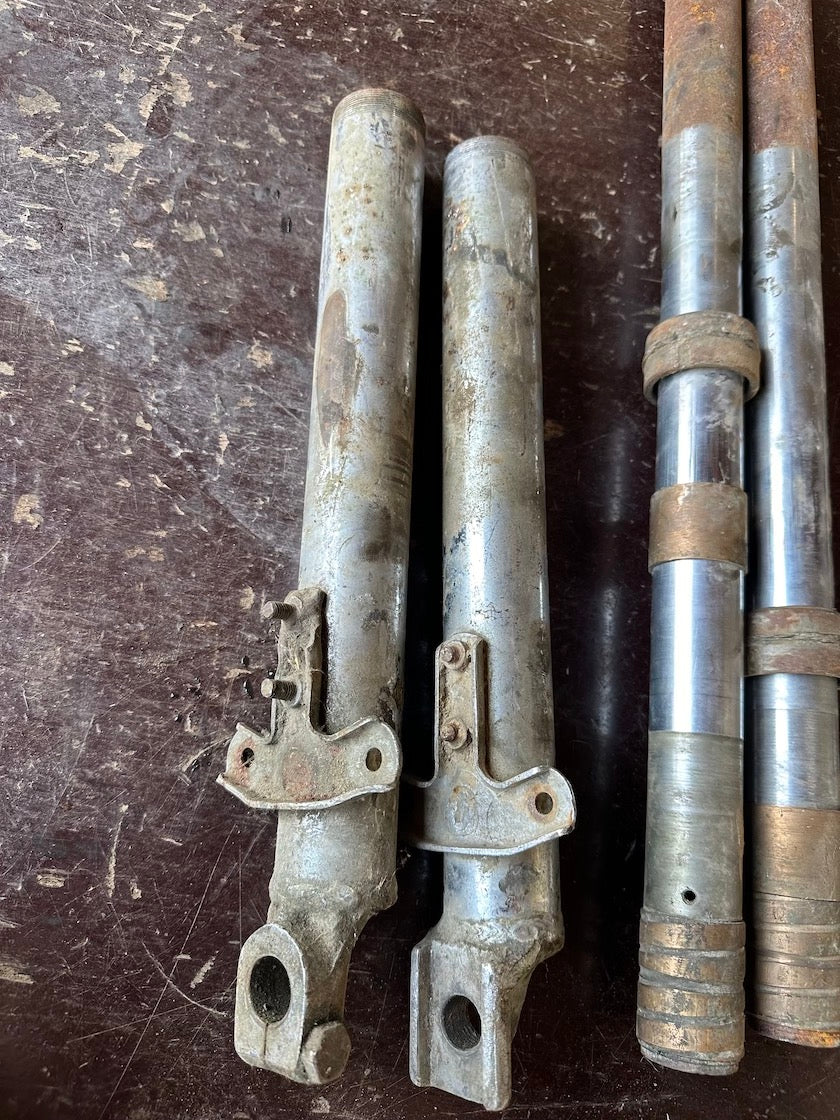 Predné tlmiče, KYV