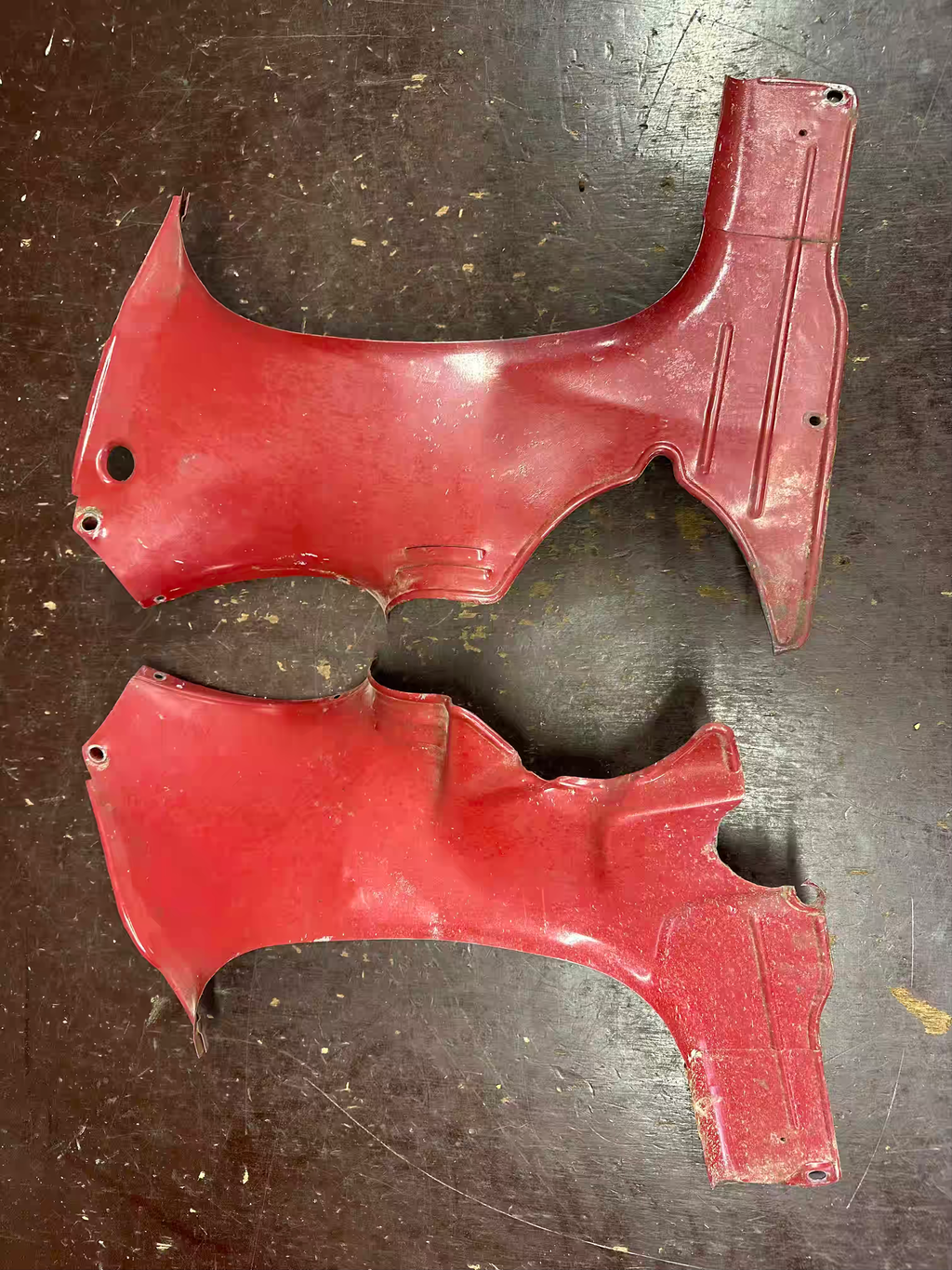 Podsedlové plechy žiabre