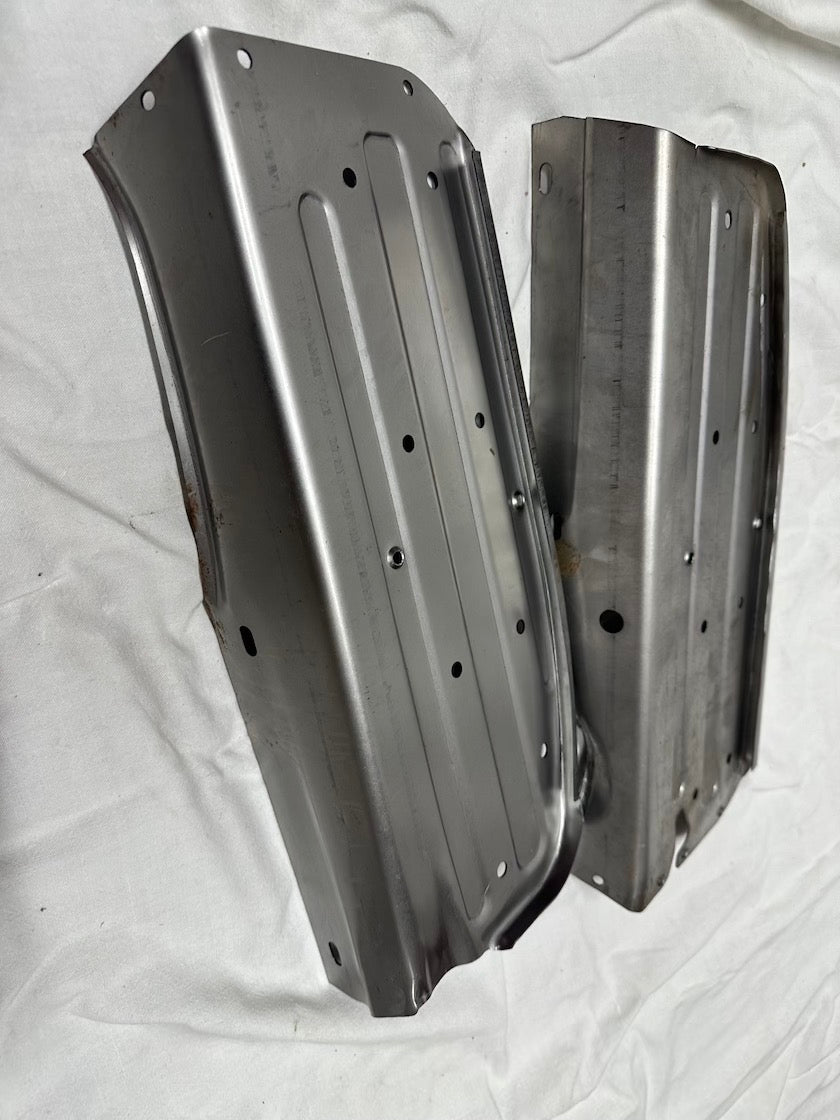 Nášlapy k revmaplechom, pionier replika. reumaplech