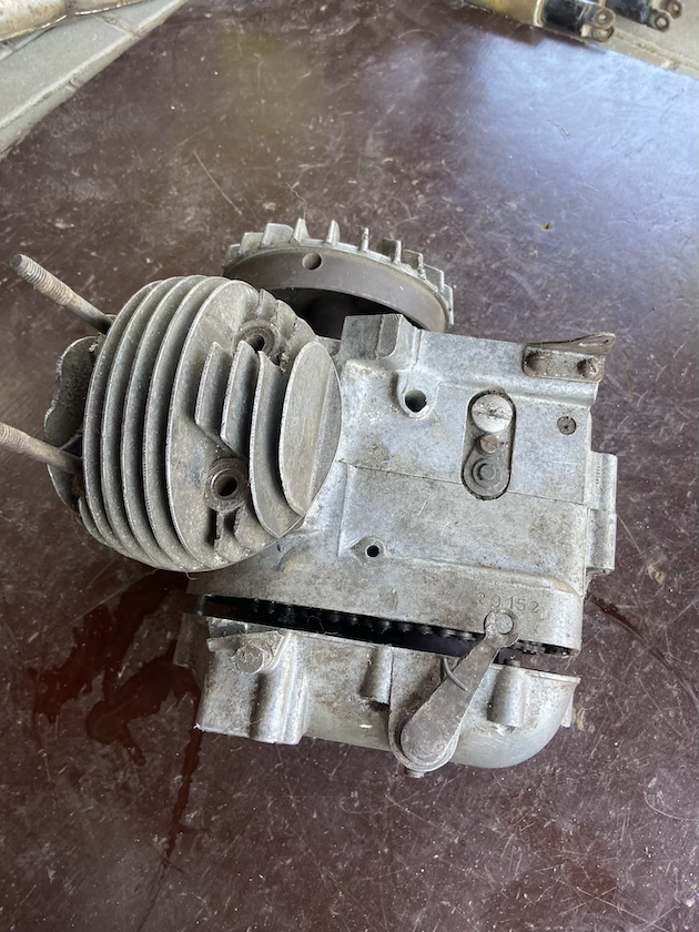 Polomotor TATRAN manet na ND