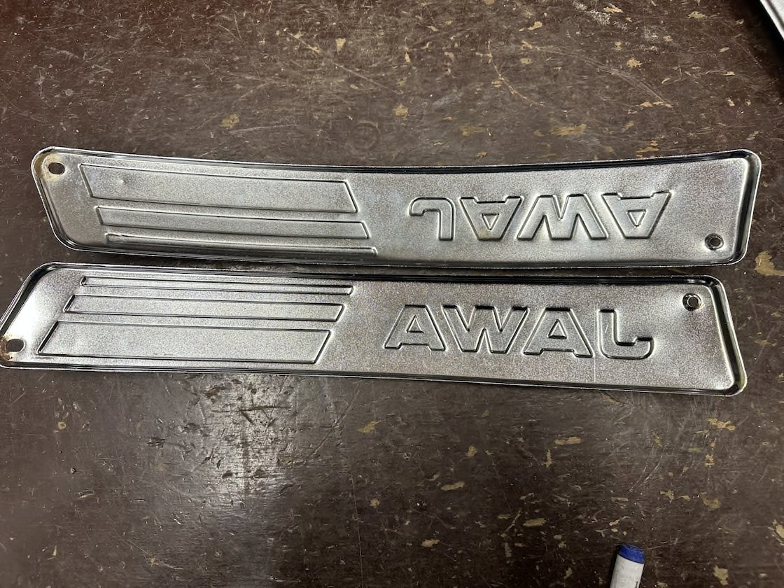 Lišty nádrže č.1 , pár