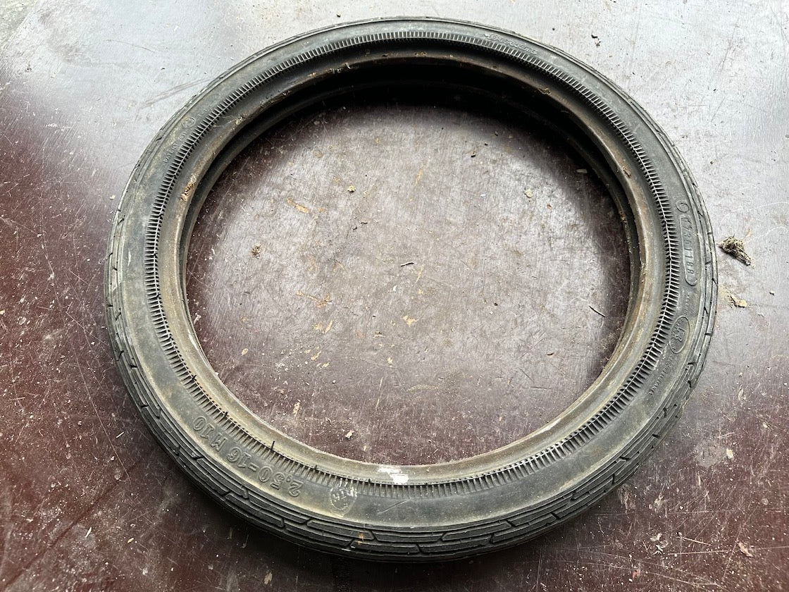 Plášť, pneumatika 16-2,5 M10 barum