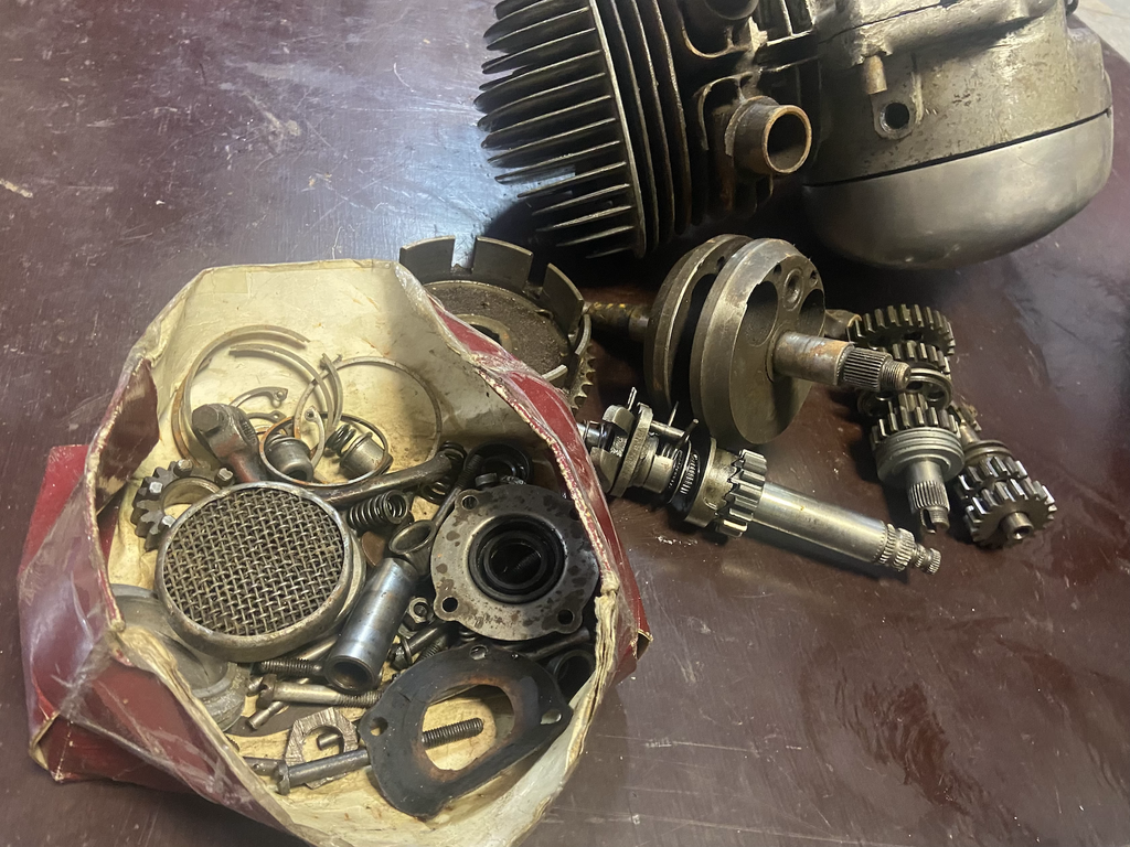 MOTOR ČZ 150C