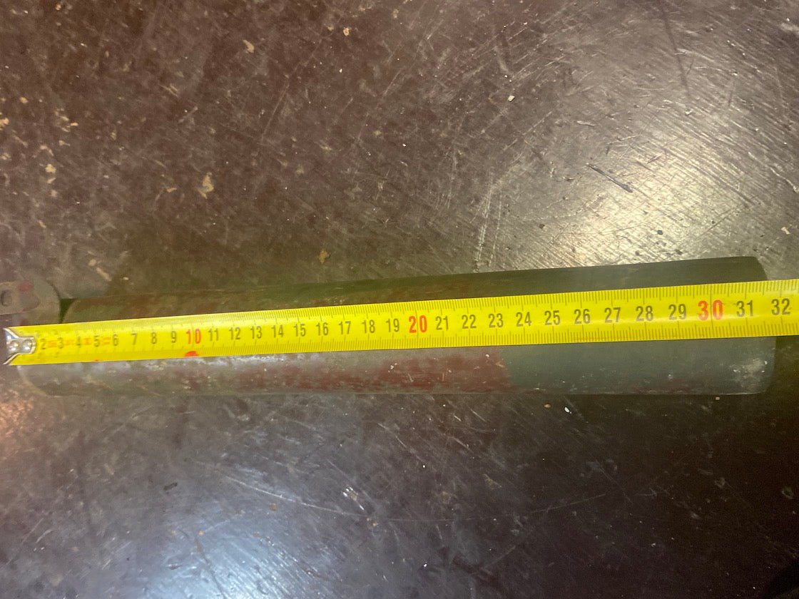 Kryt pružiny 32 cm polbubon, pravý