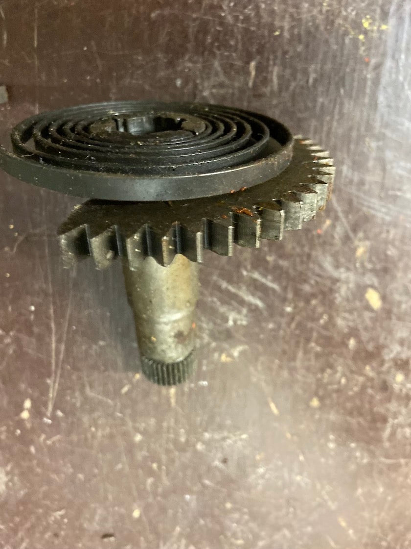 Štartovací segment polmesiac s hriadelov, skúter