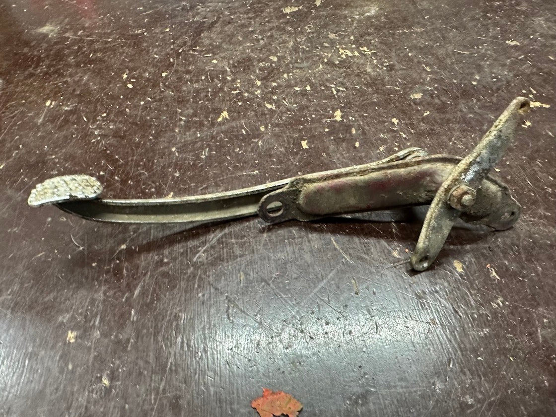 Brzdová páka s držiakom 353/354