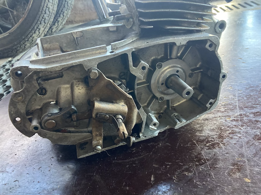 Motor ČZ 175 skúter