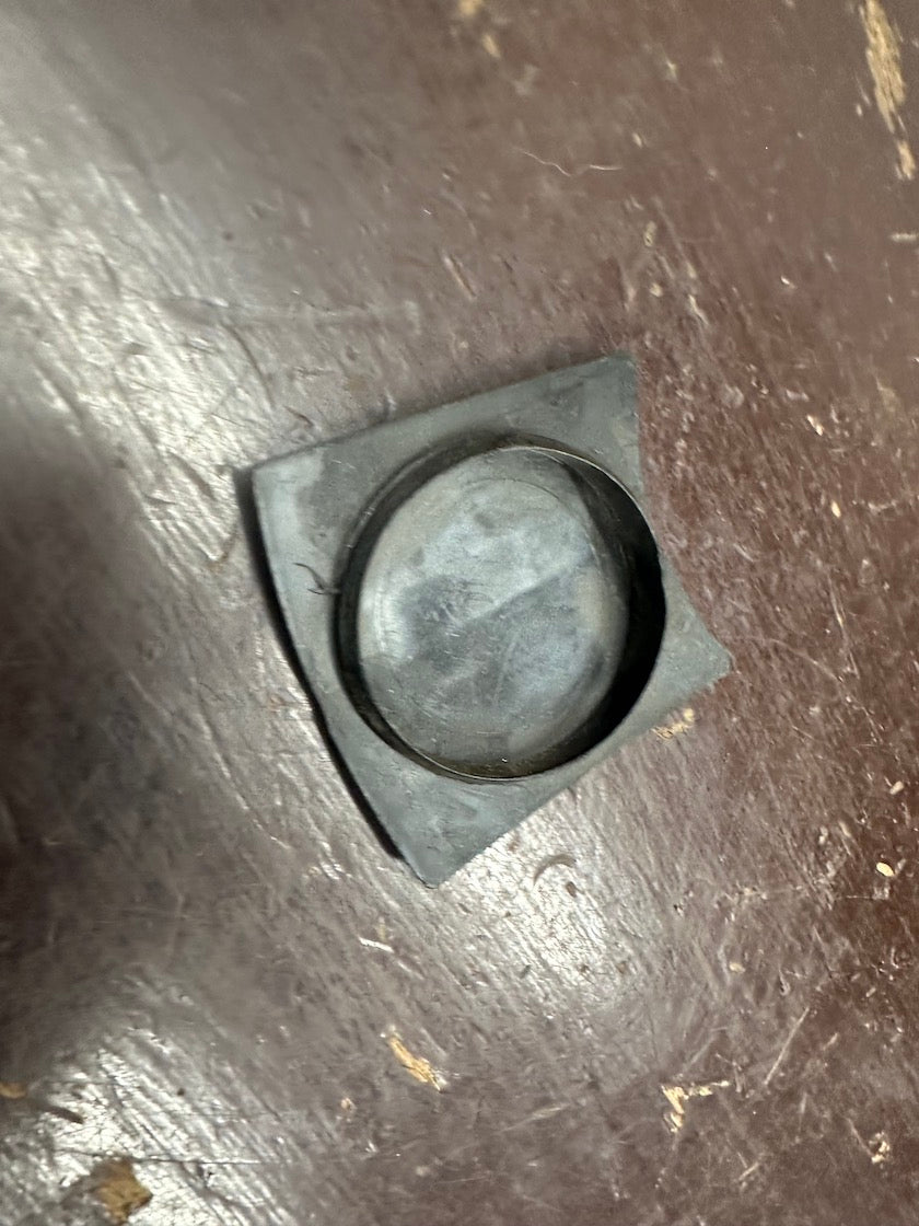 Záslepka tachometra