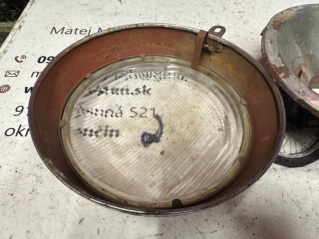 Predné svetlo č.6 KYV