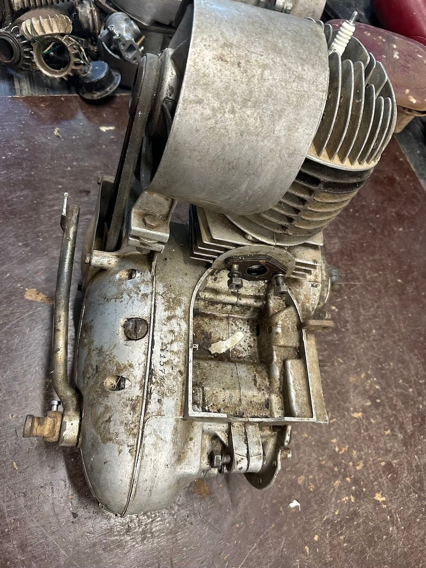 Motor ČZ 175/501 skúter, dvojvýfuk