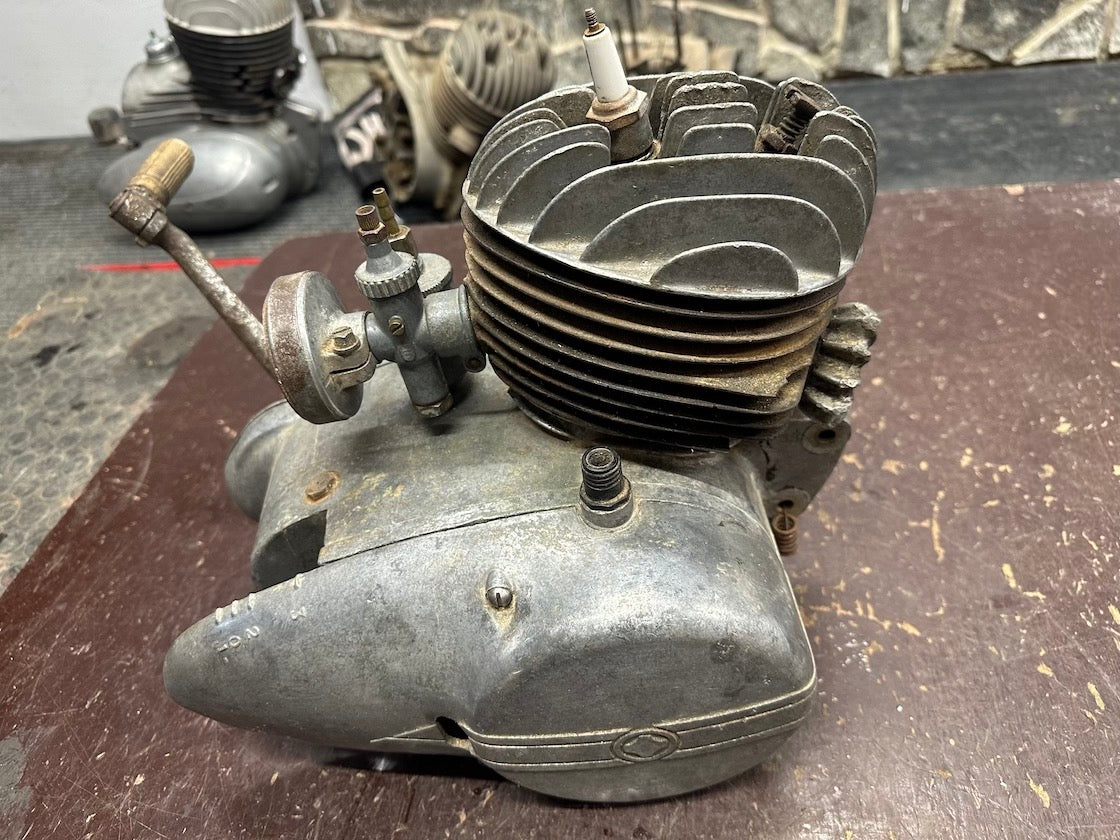 Motor MANET 90 dvojpiest, kompletný