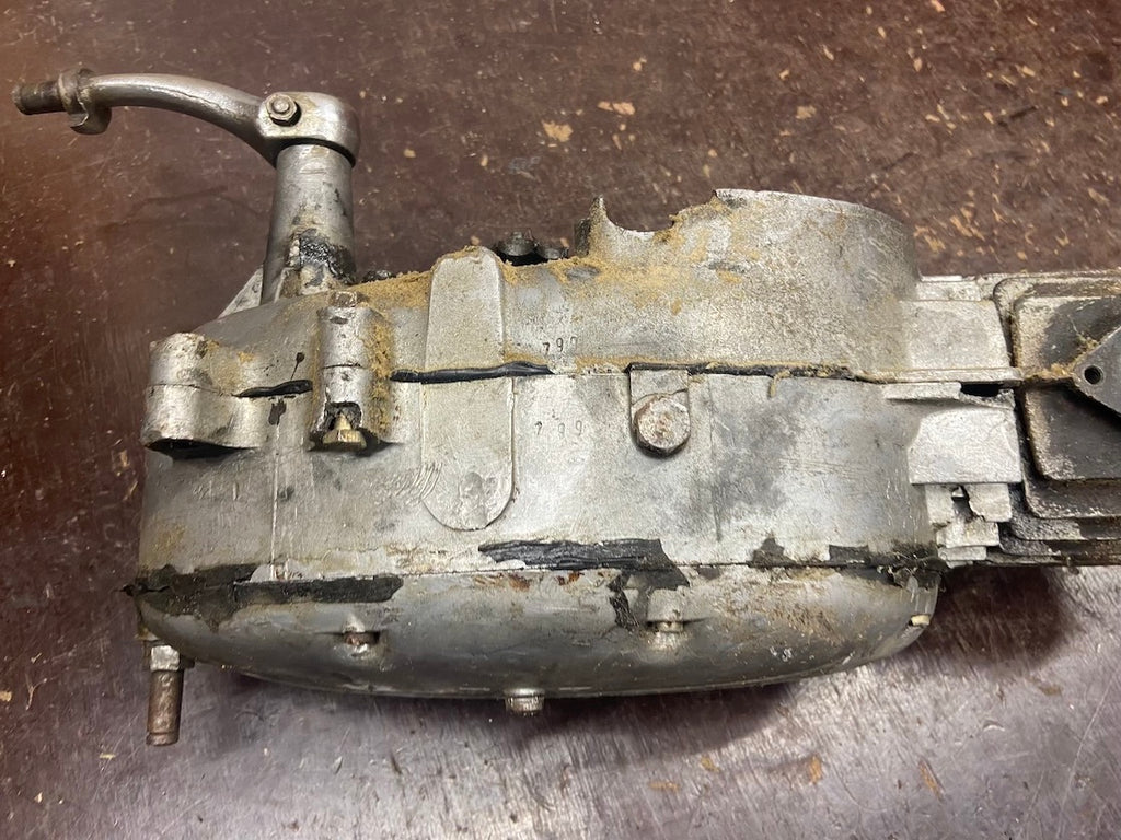Motor 550, 555