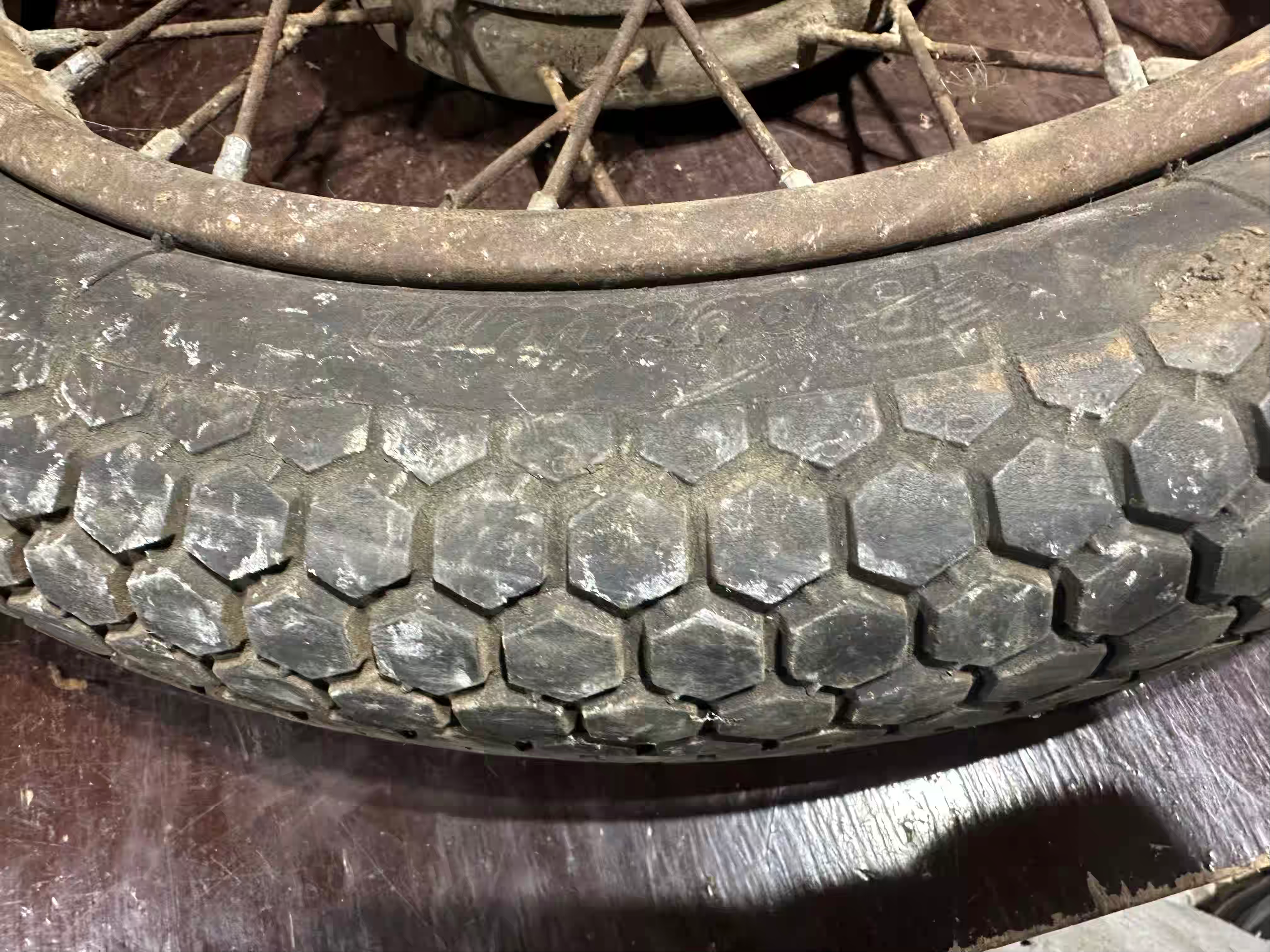 Zadné koleso 353 354