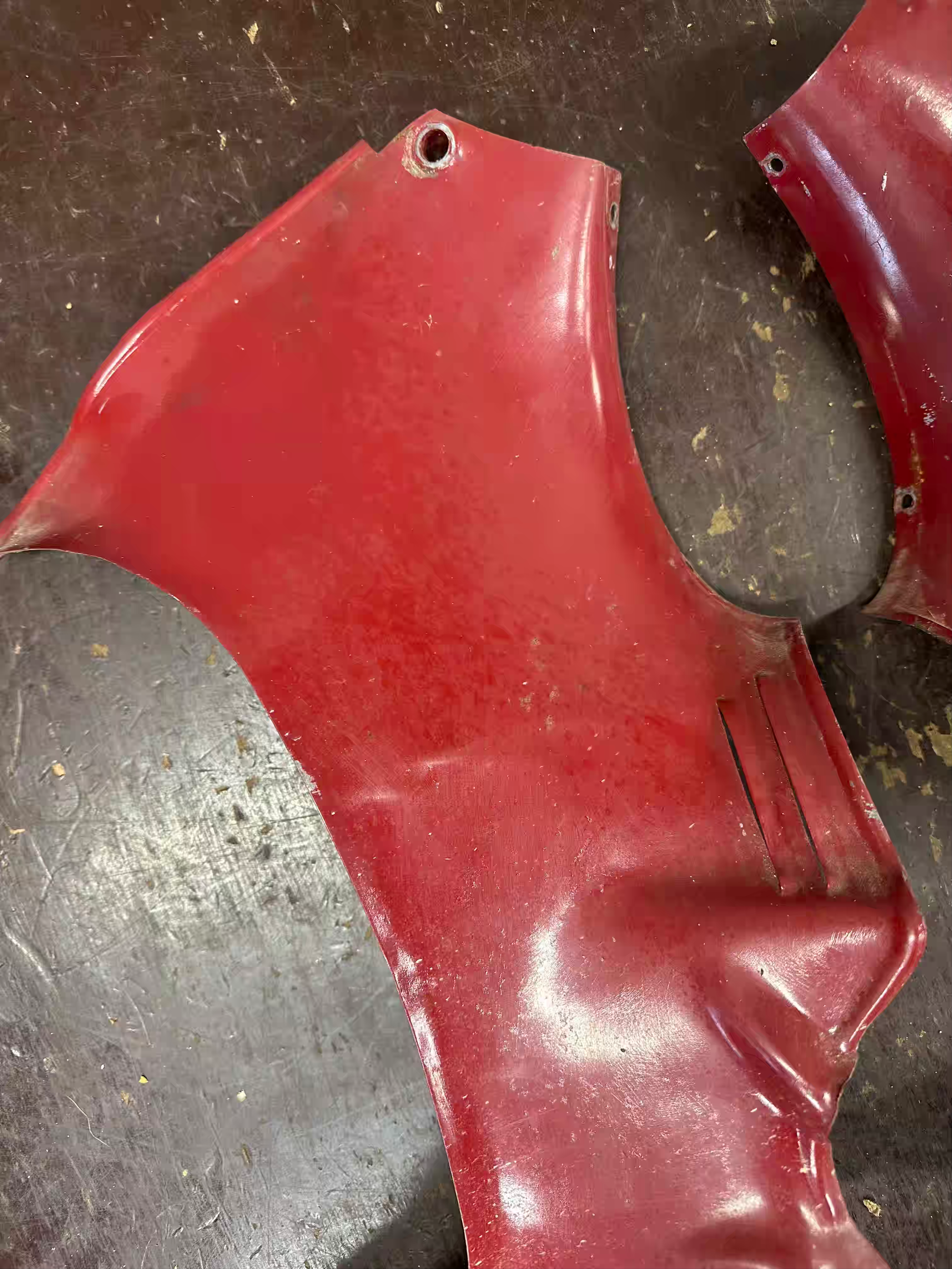 Podsedlové plechy žiabre