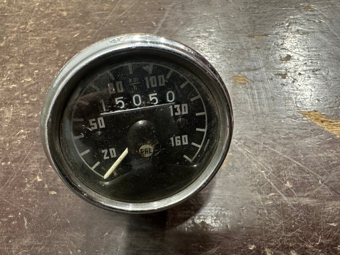 Tachometer, funkčný, počíta