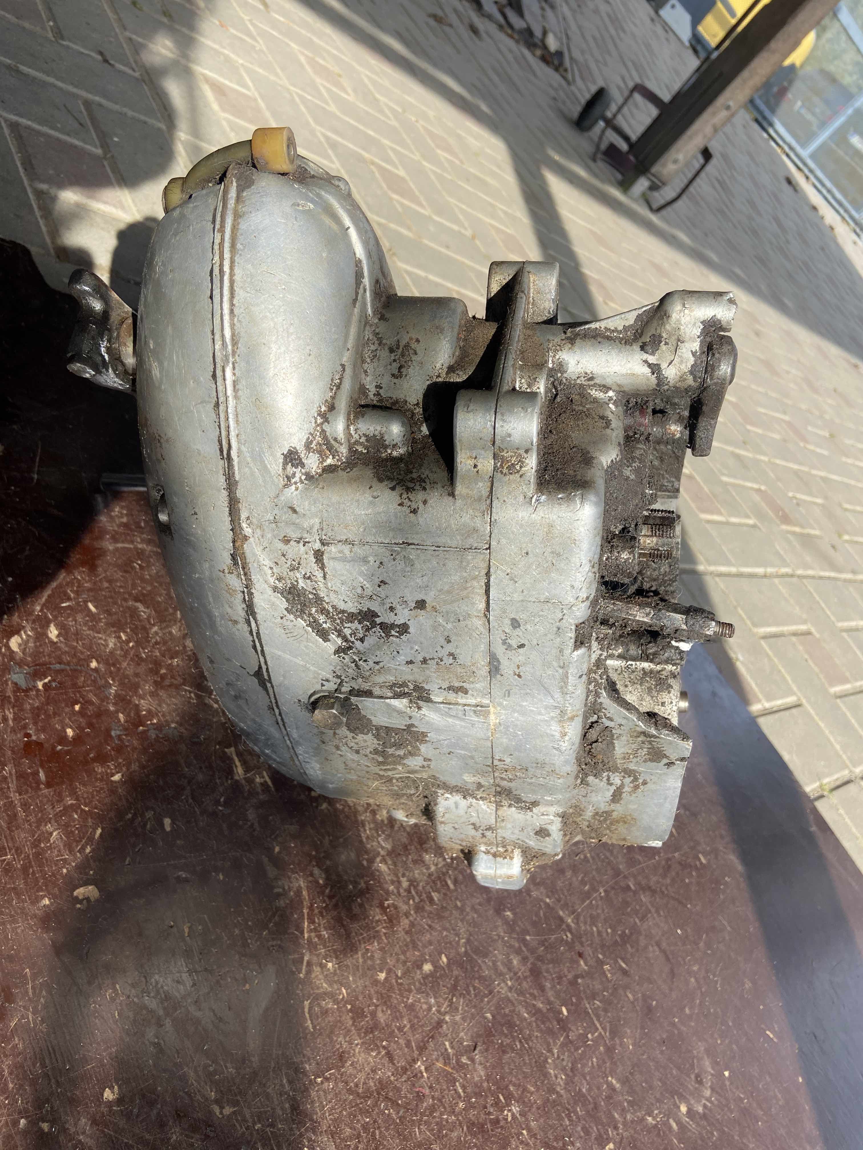Motor JAWA 250/353