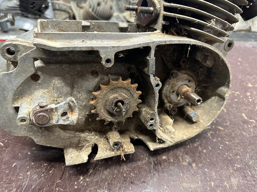 Motor ČZ 175/356, nepretáča
