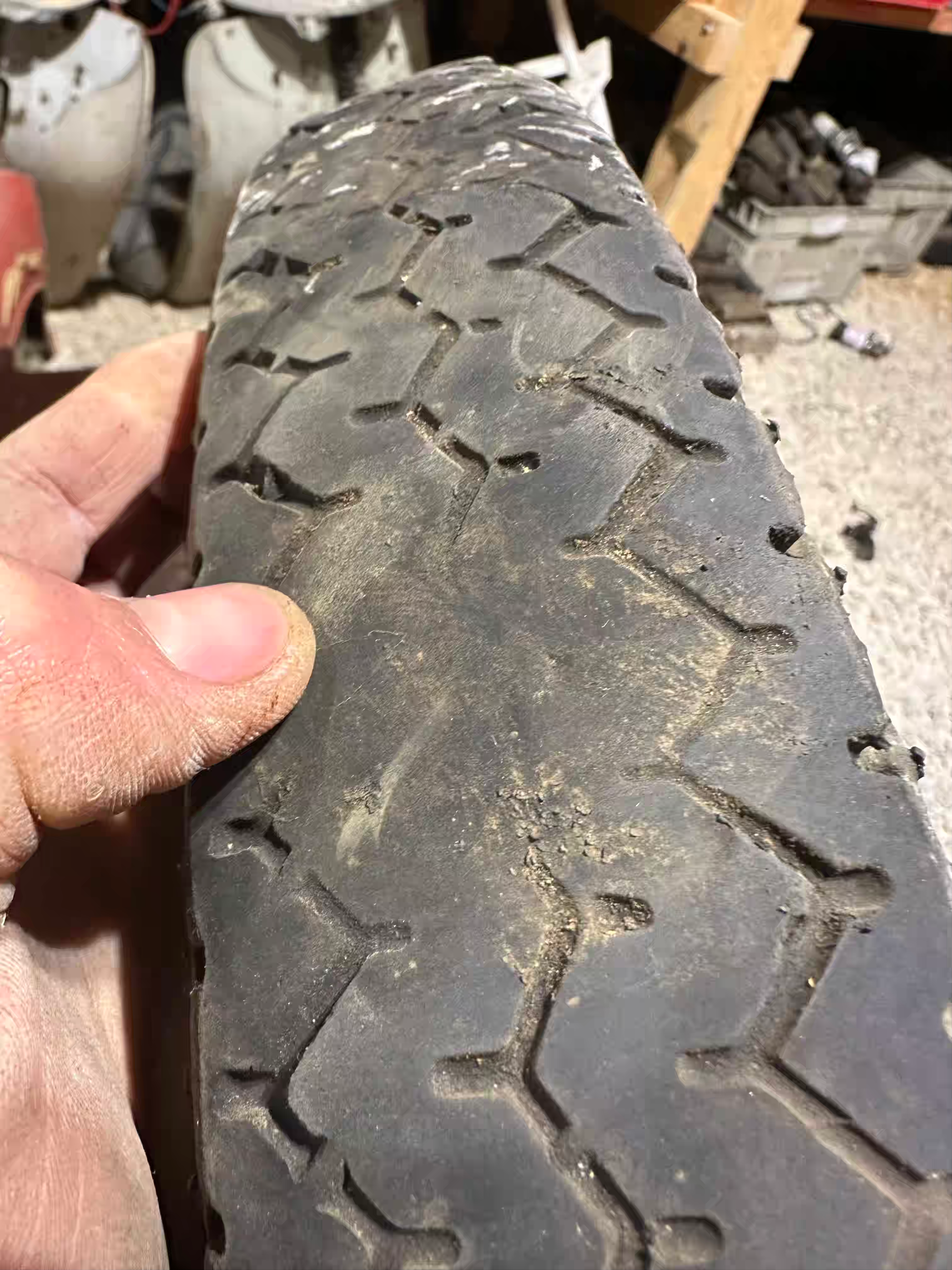 Zadné koleso 353 354 KYV stred kolesa