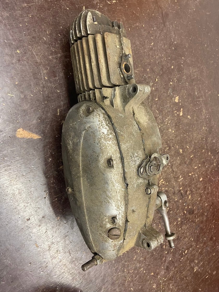 Motor 550, 555
