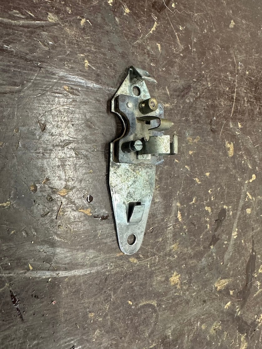 Držiak zadného svetla, jawetta