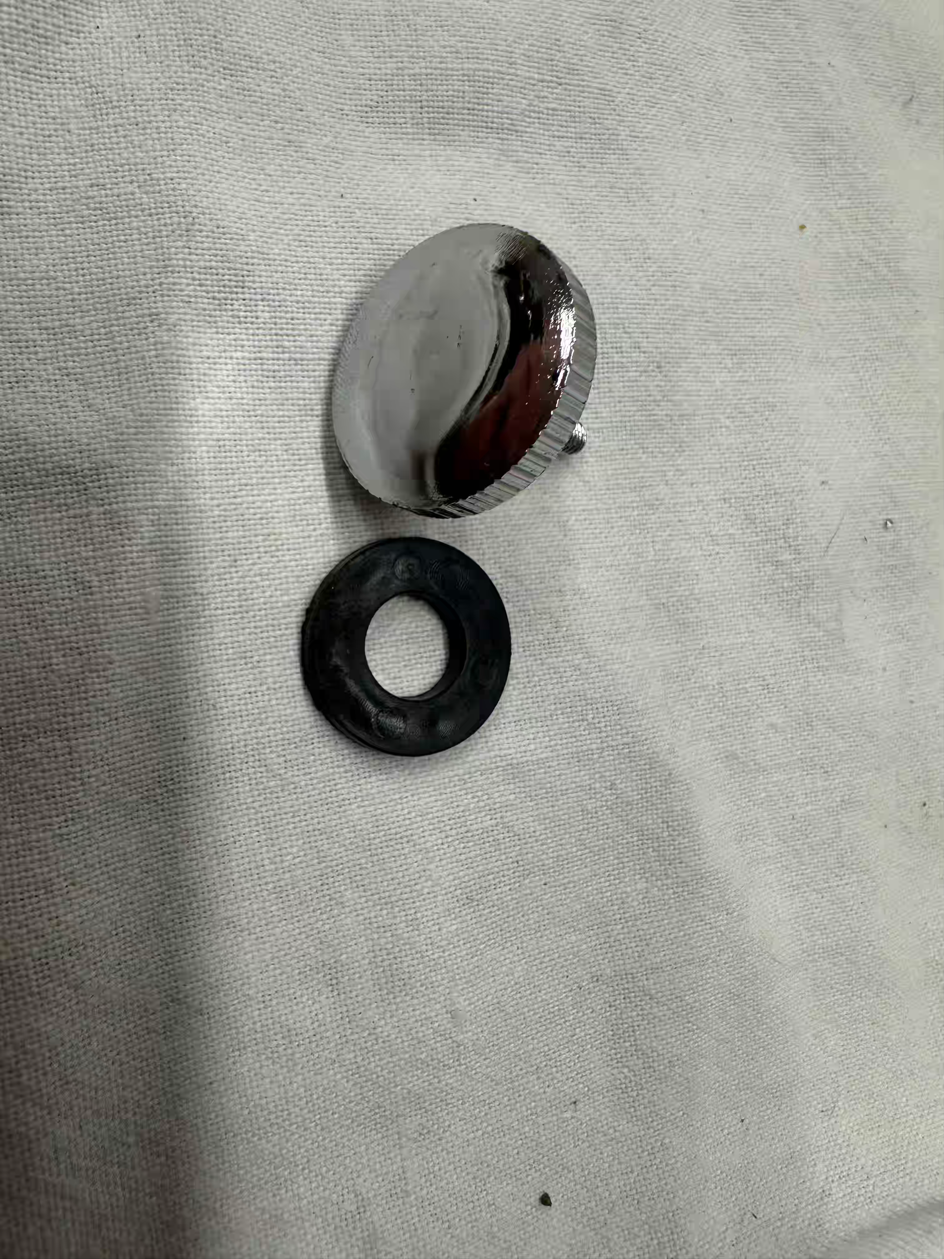 Šróbik paraboly - chróm