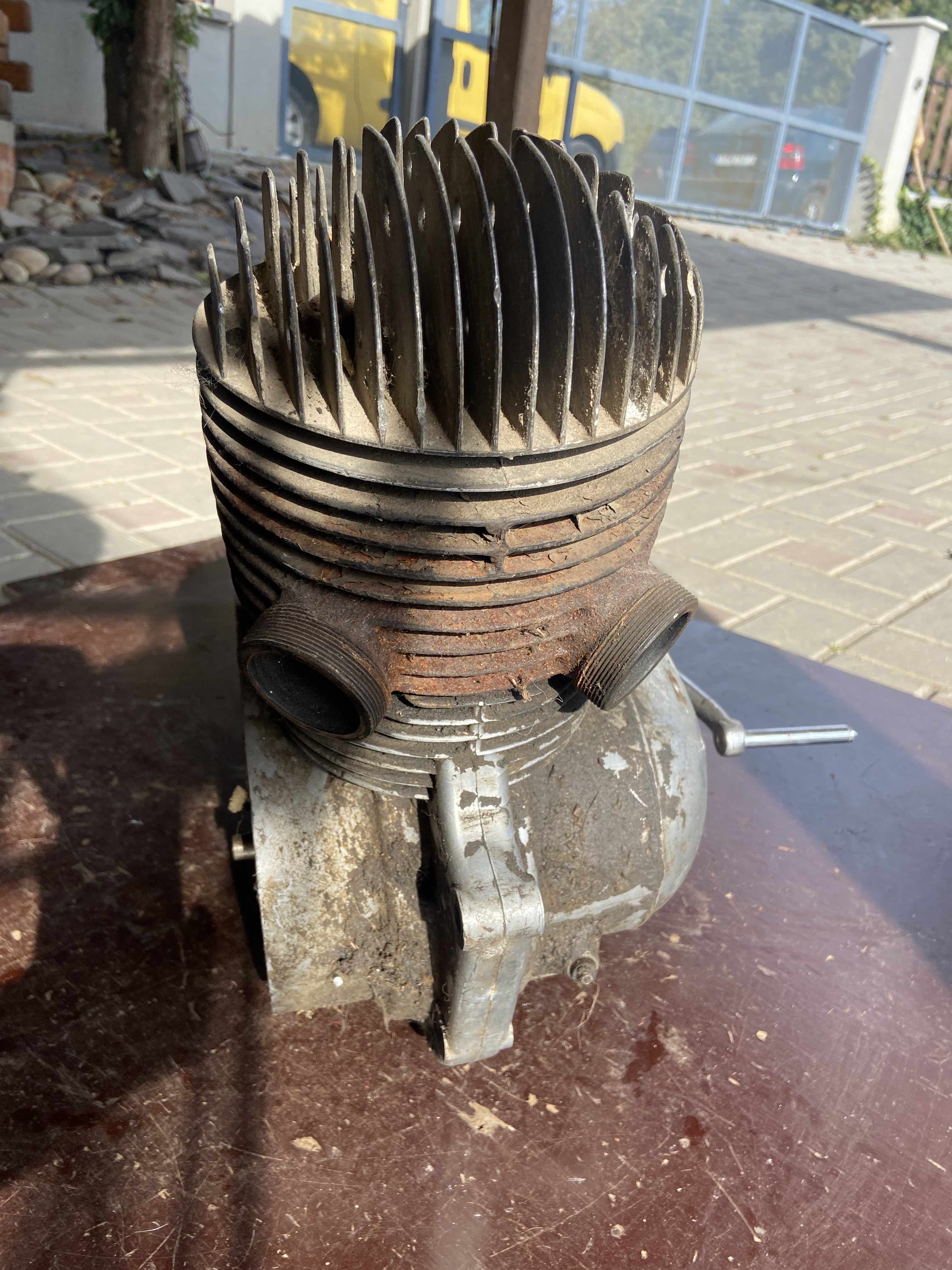 Motor JAWA 250/353