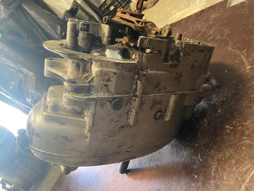 Motor ČZ 175/450 na výbrus