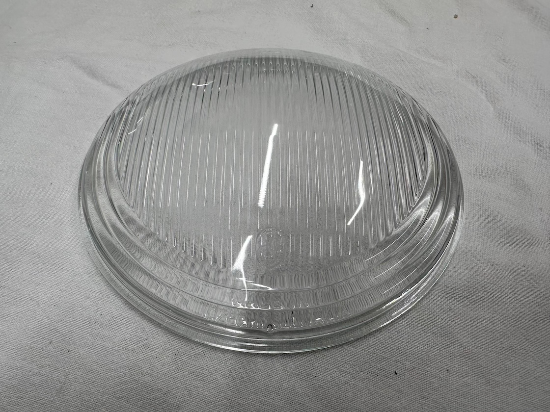 Sklo predné svetlo, KYV