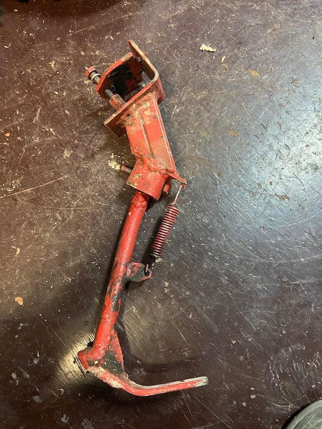 Bočný stojan, upravený