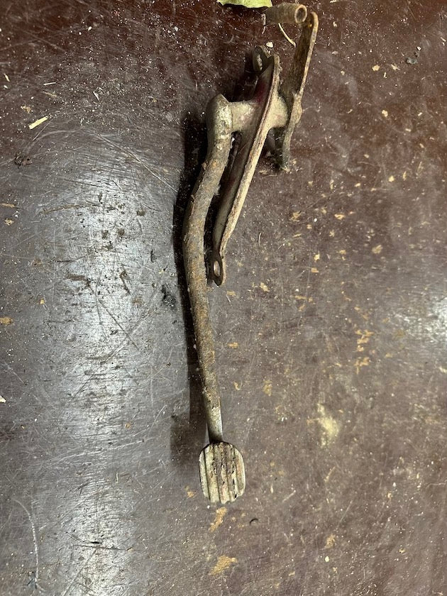 Brzdová páka s držiakom 559