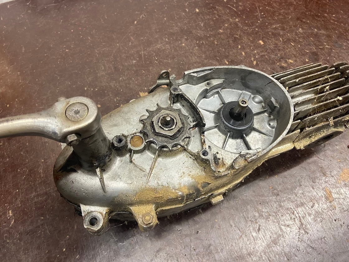 Motor 550, 555