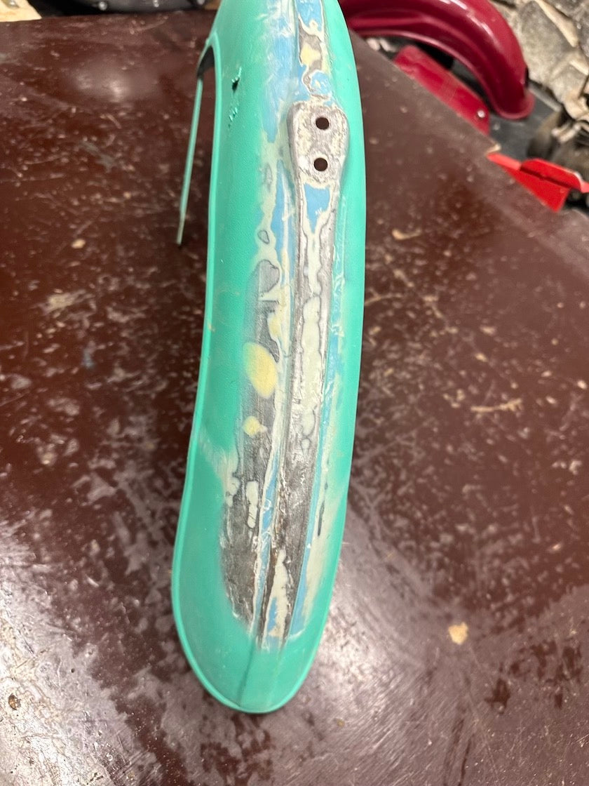 Predný blatník, jawetta