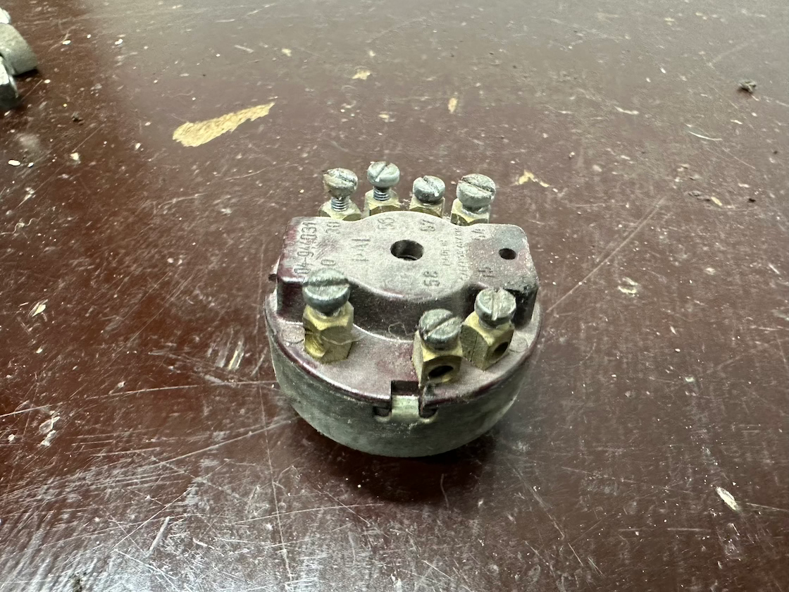 Spínacia skrinka bosch