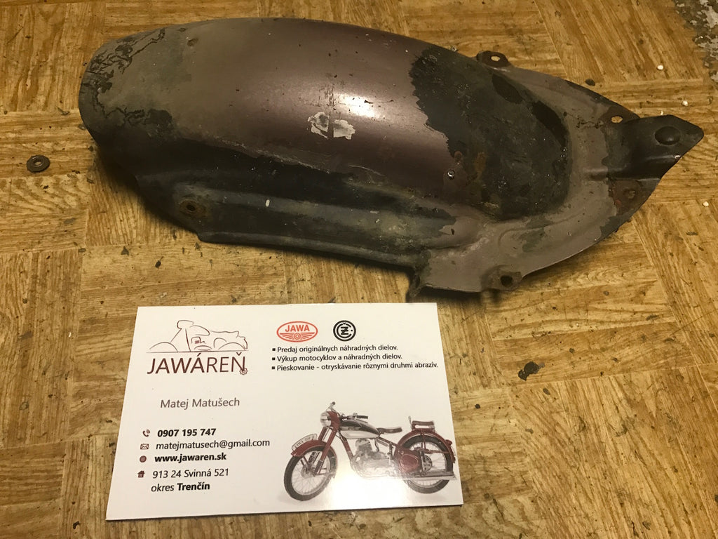 Skrátený zadný blatník 150/352