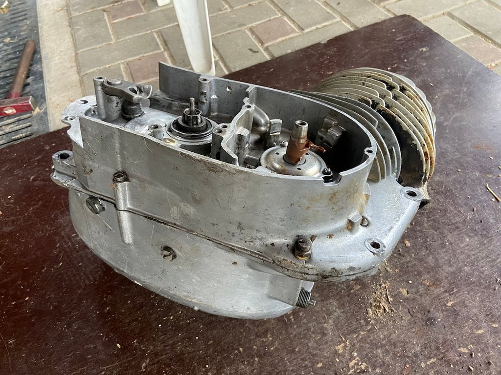 Motor ČZ 125