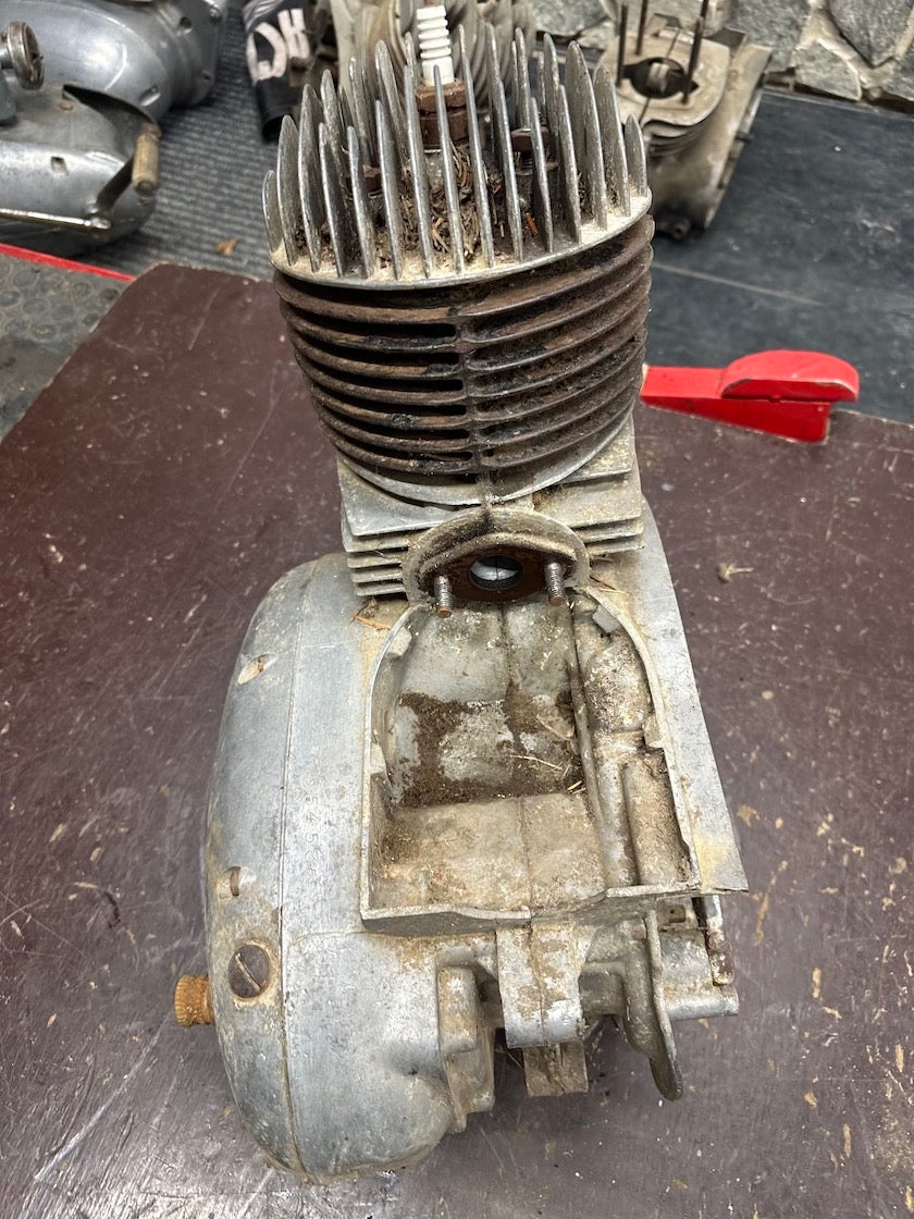 Motor ČZ 175/356, nepretáča