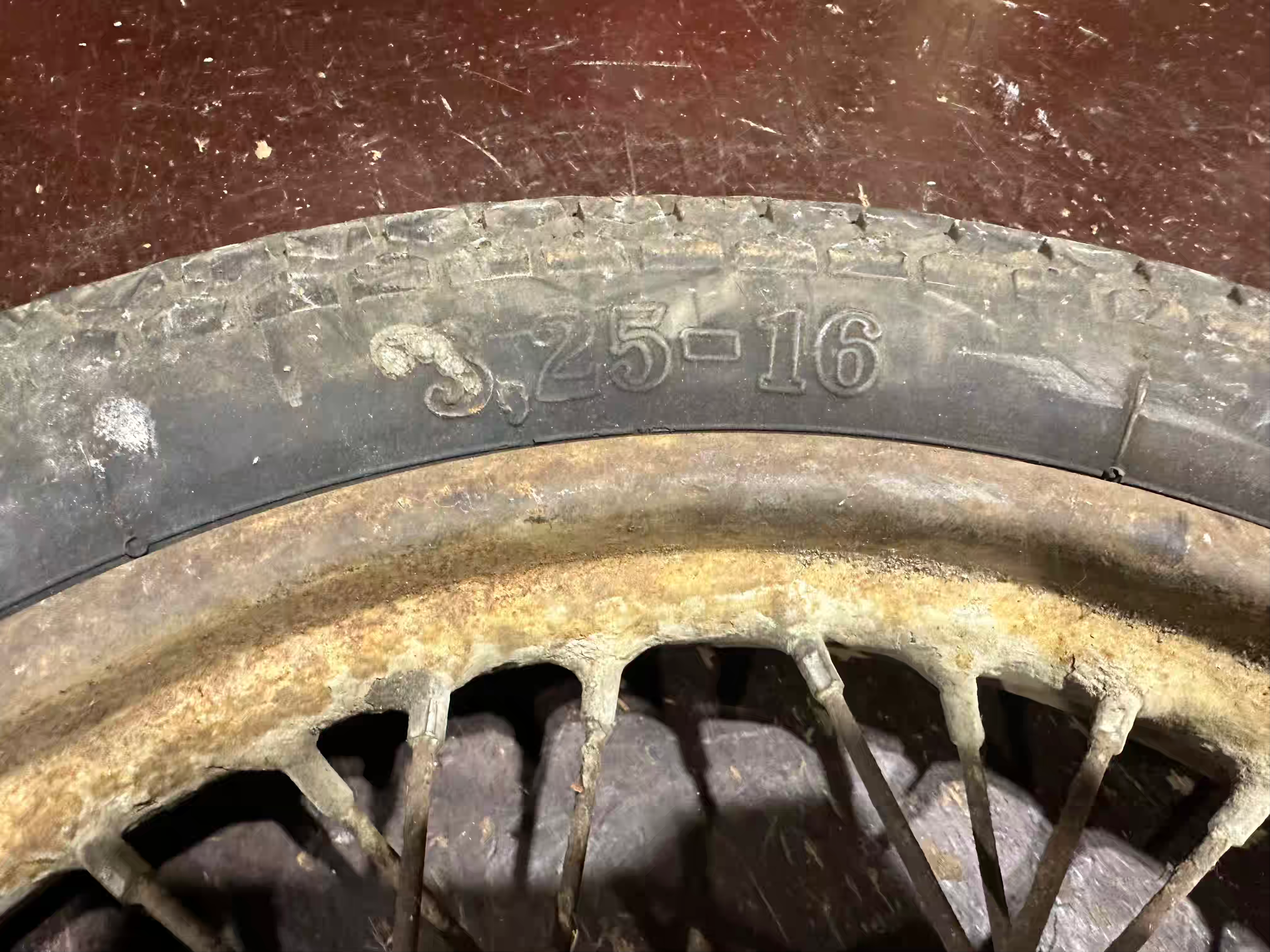 Zadné koleso 353 354