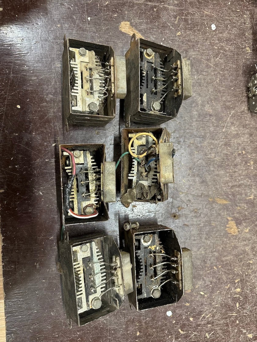 Usmerňovač napätia