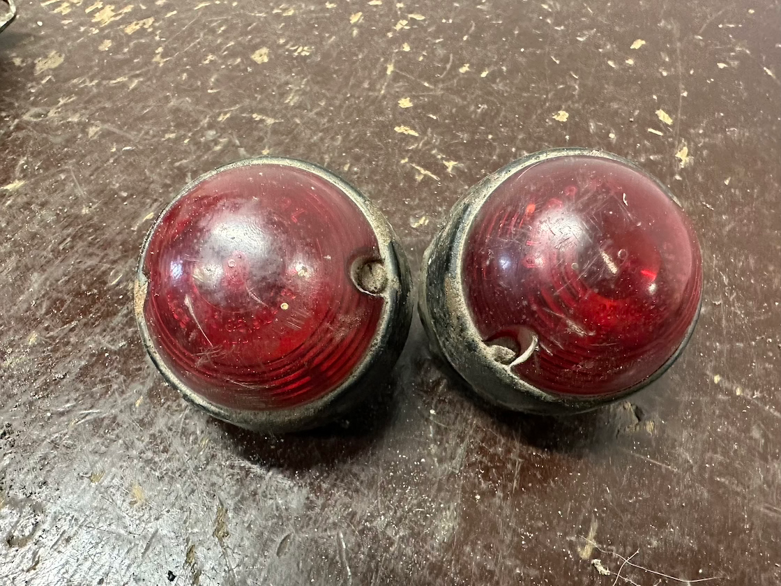 Svetlá - identifikácia