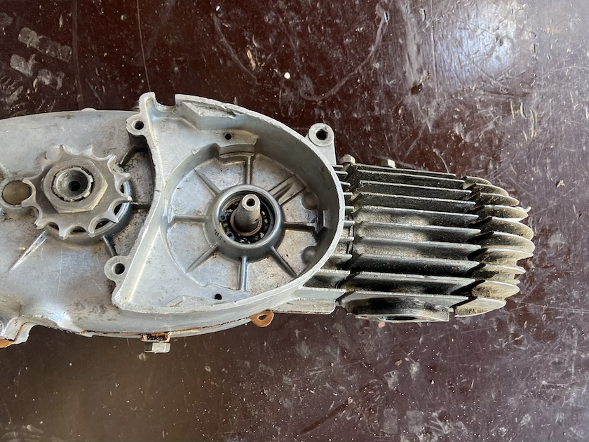 Motor JAWA 550, 555