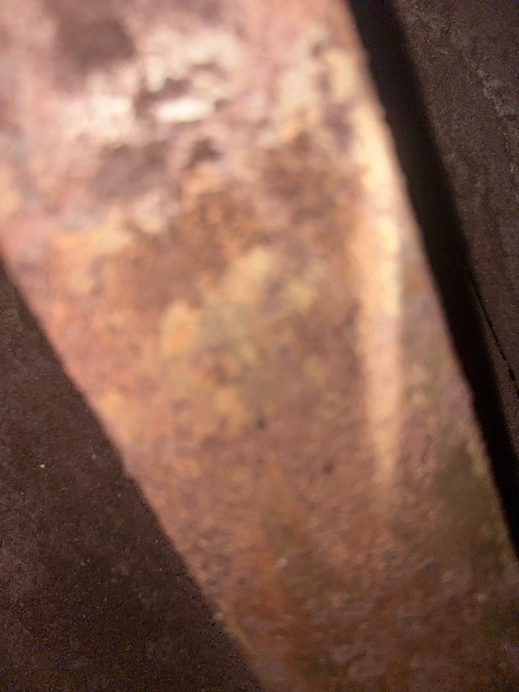 Nádrž, patina