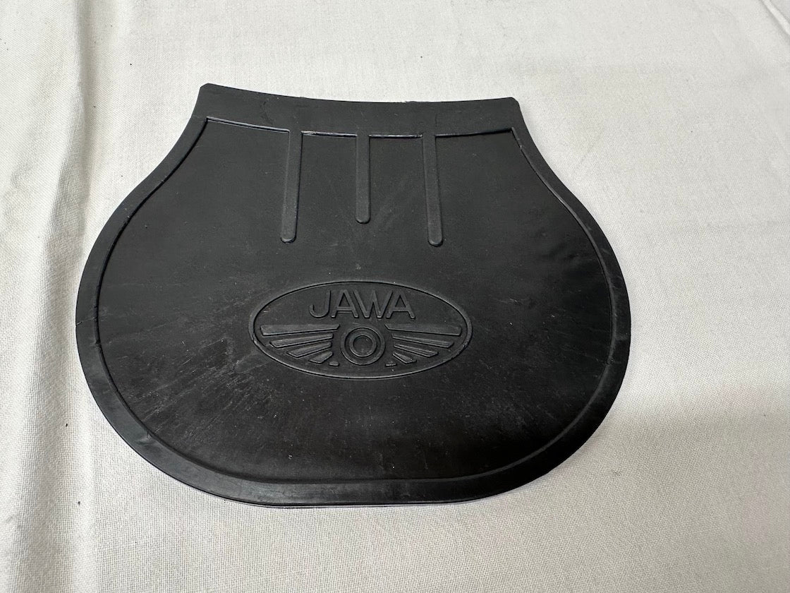 Zásterka s nápisom JAWA