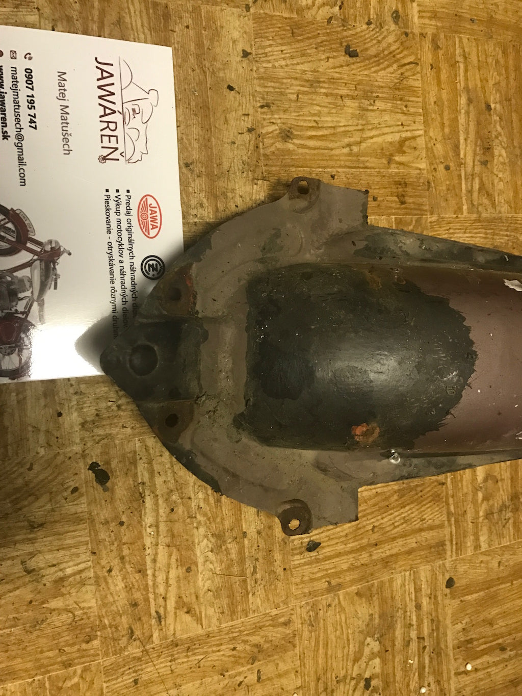 Skrátený zadný blatník 150/352