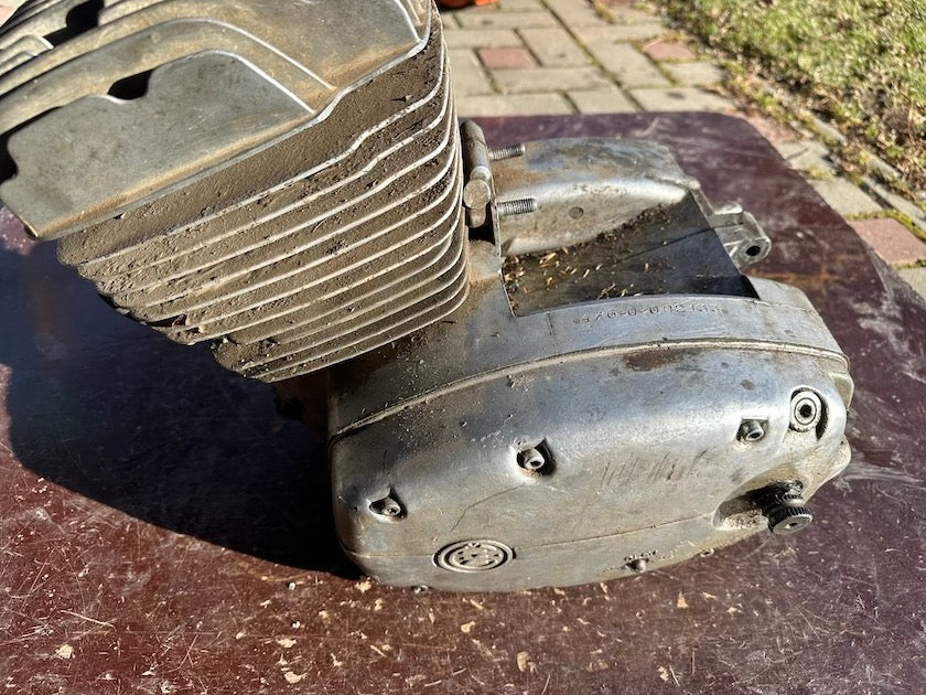 Motor ČZ 125/476 - pretáča, radí