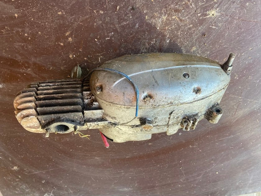 Motor 550, 555