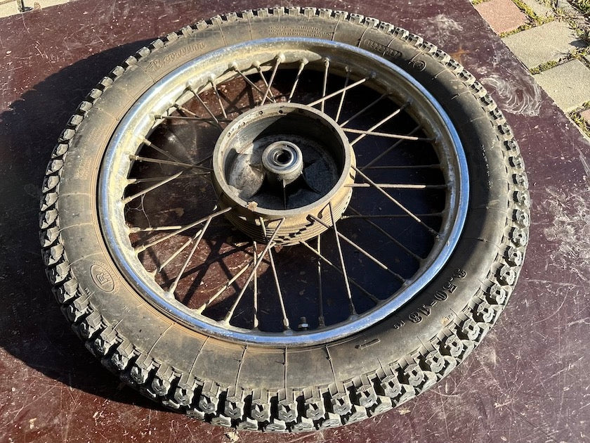 Koleso, stred kolesa s ráfikom 18